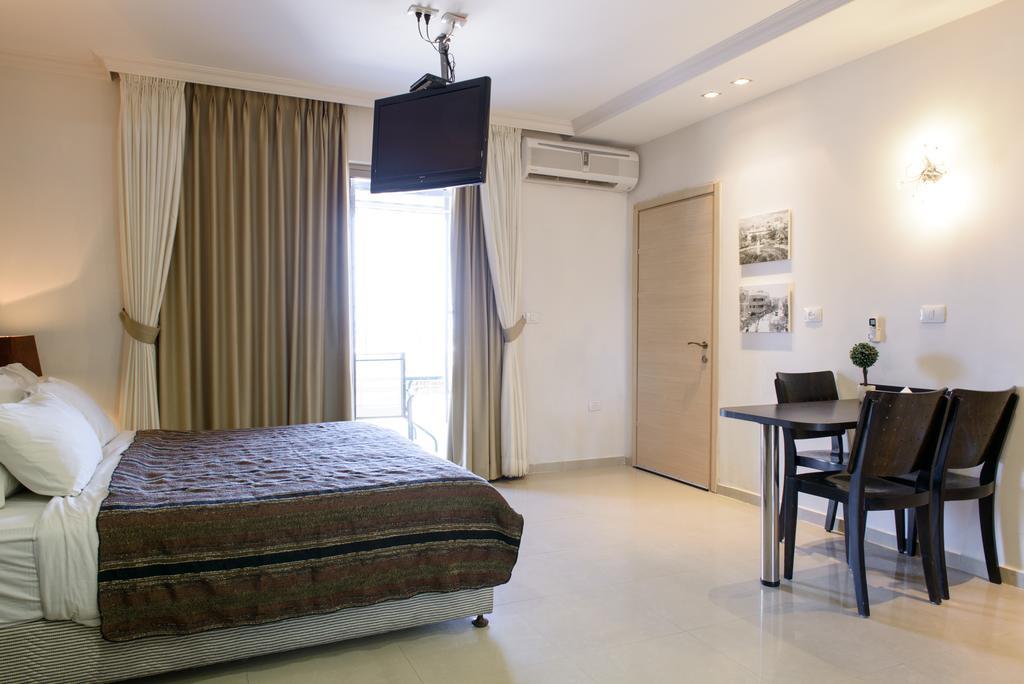 Royalty Suites Тель-Авив Экстерьер фото